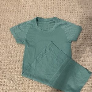 Lululemon Swiftly Tech Short-Sleeve Shirt 2.0
